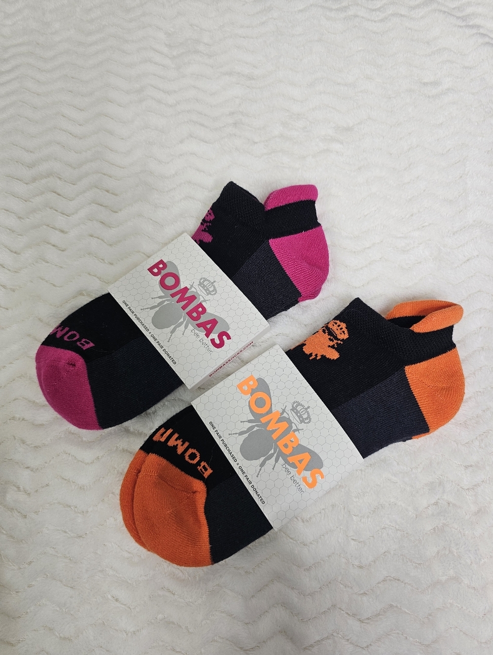 Bombas Ankle Athletic Socks in Black with Pink & Orange Accents New Men's Large